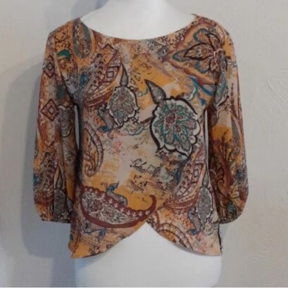 Zara Tops - Zara Paisley Overlapping 3/4 Sleeve Top